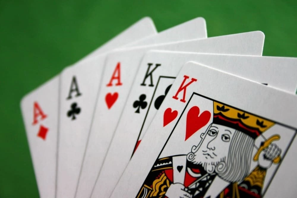 Luật đặc biệt tại tiến lên miền Nam Sv88